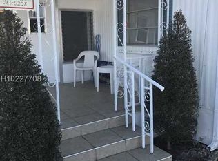 2423 Joyce Ln, Hallandale Beach, FL 33009