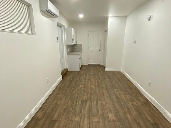 3rd image of 1125 NE 143rd St