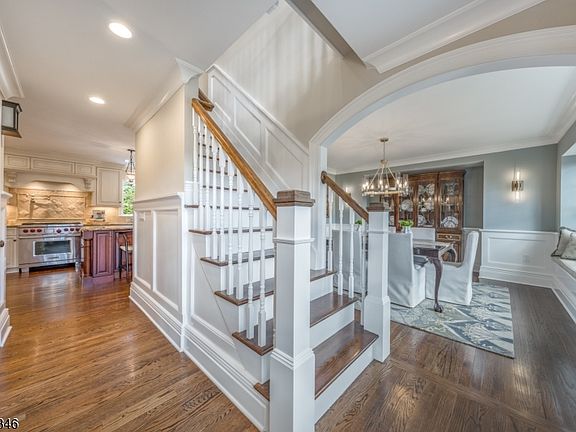 4th image of 32 Westminster Rd