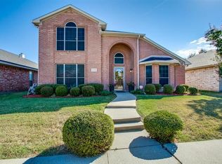 7718 Harbor Dr, Rowlett, TX 75088