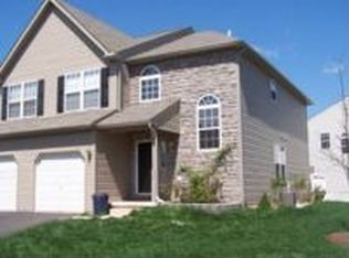 765 Hunter Dr, Pennsburg, PA 18073