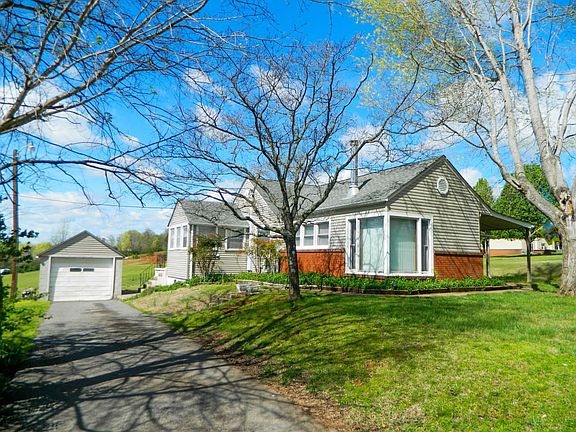2nd image of 6815 Ottinger Dr