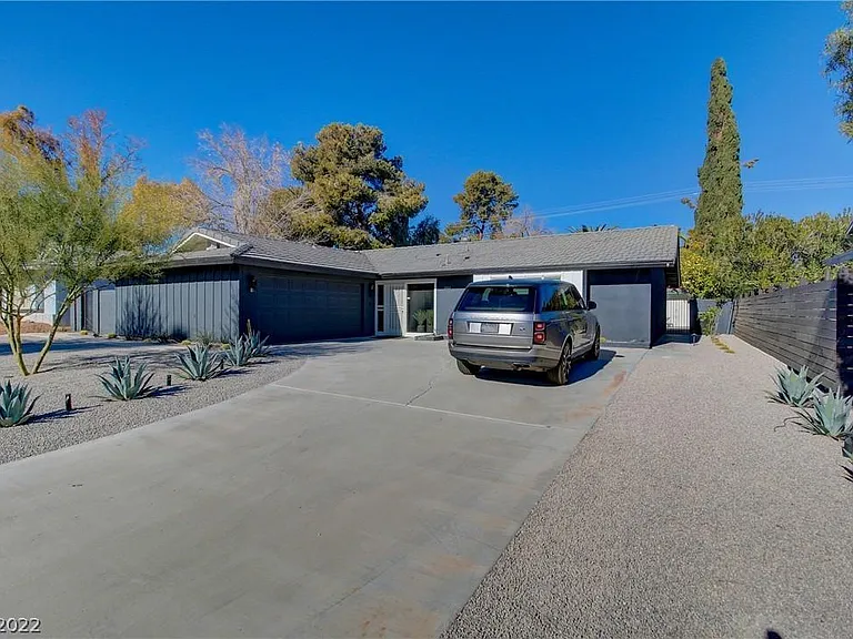 2912 Gilmary Ave — Photo 12