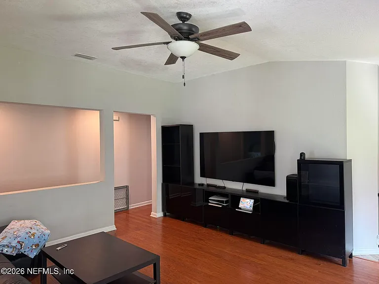 1189 Summer Bluff Rd — Photo 9