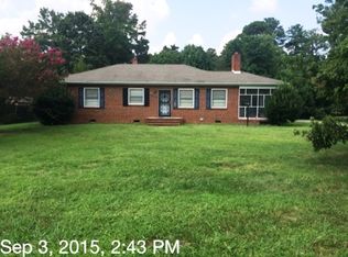 1043 S Park Dr, Petersburg, VA 23805