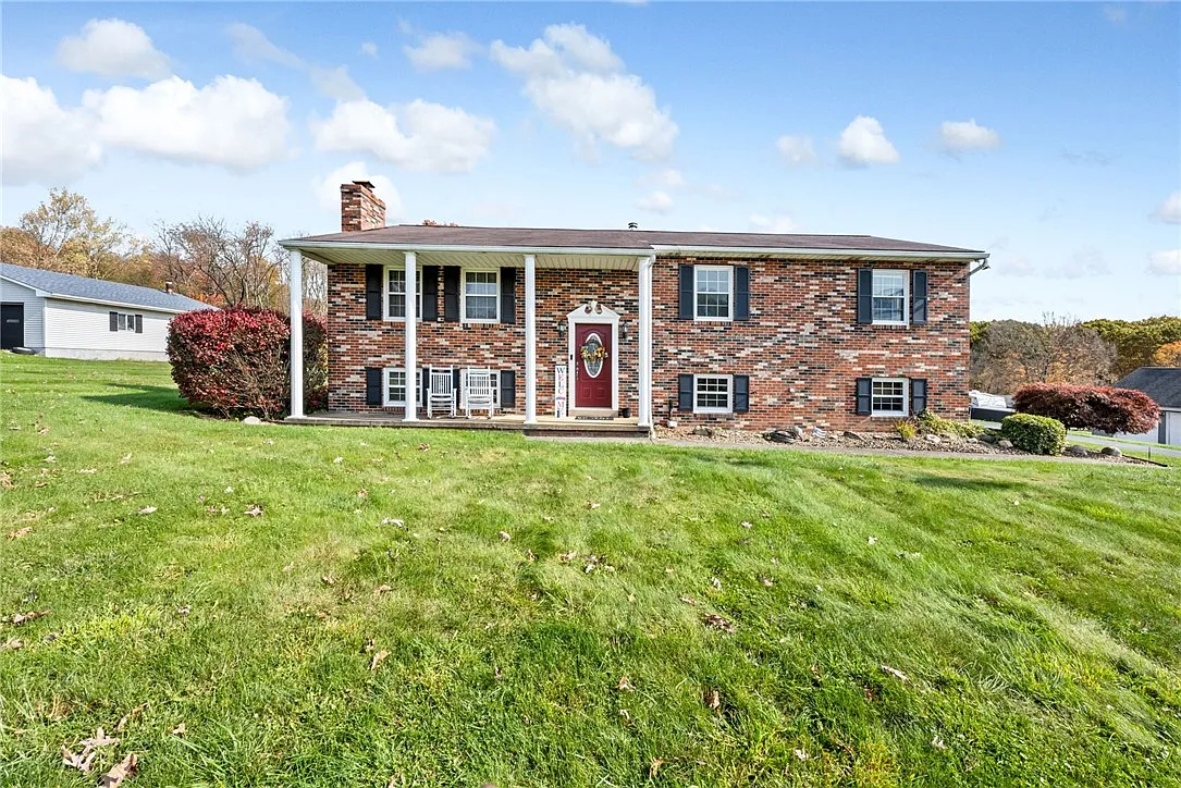 104 Wildwood Rd photo 1