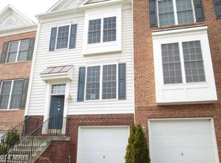 2582 Oak Tree Ln, Woodbridge, VA 22191