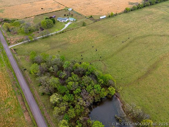 5th image of 3 E 210th Rd
