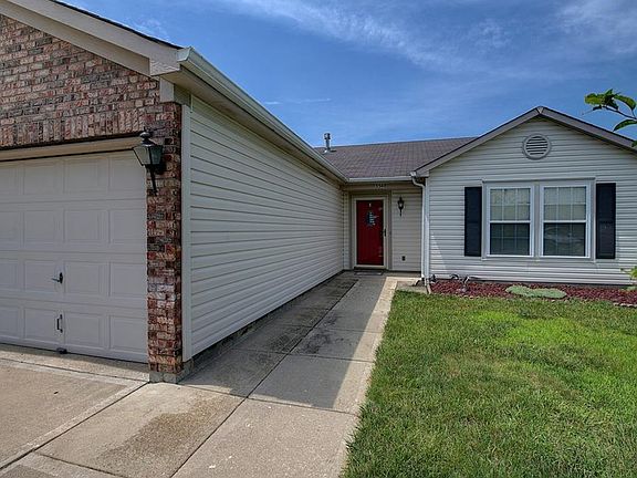 2nd image of 3348 Capsella Ln