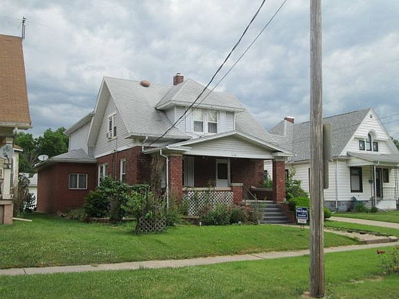 2nd image of 1026 East Broadway