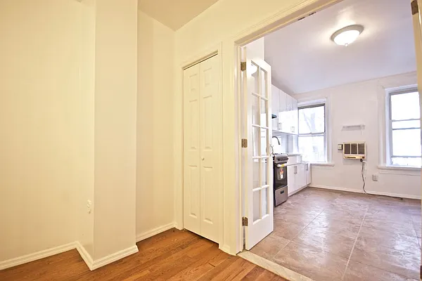 Rented by Nest Seekers International | media 15