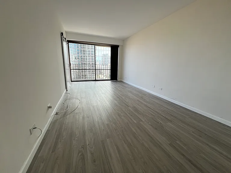 700 Richards St #1403 — Photo 10