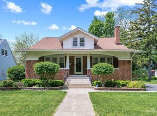 129 S Elmwood Dr, Aurora, IL 60506