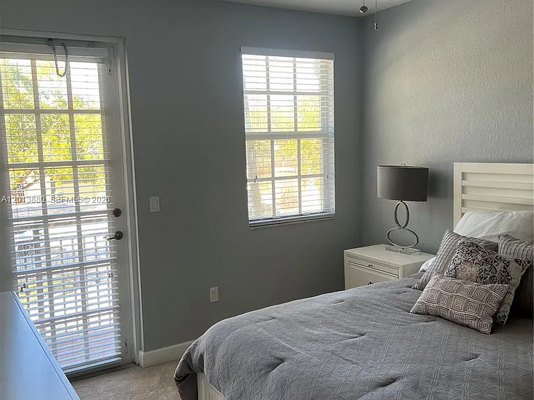 808 SW 147th Ave #3608 — Photo 8