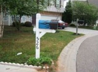 526 Hillcrest Cross Rd, Canton, GA 30115