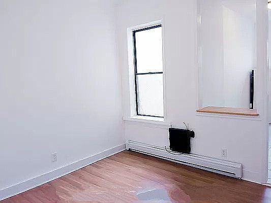 4th image of 298 Palmetto St Floor 1