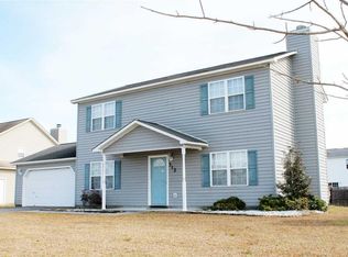 312 Mann St, Hubert, NC 28539