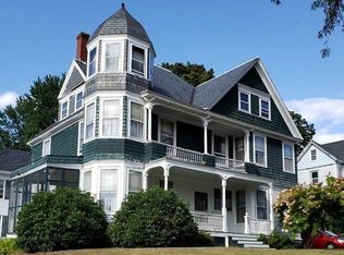 34 12th St, Lowell, MA 01850