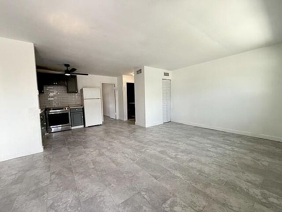 4th image of 3100 NW 4th Ave APT 3