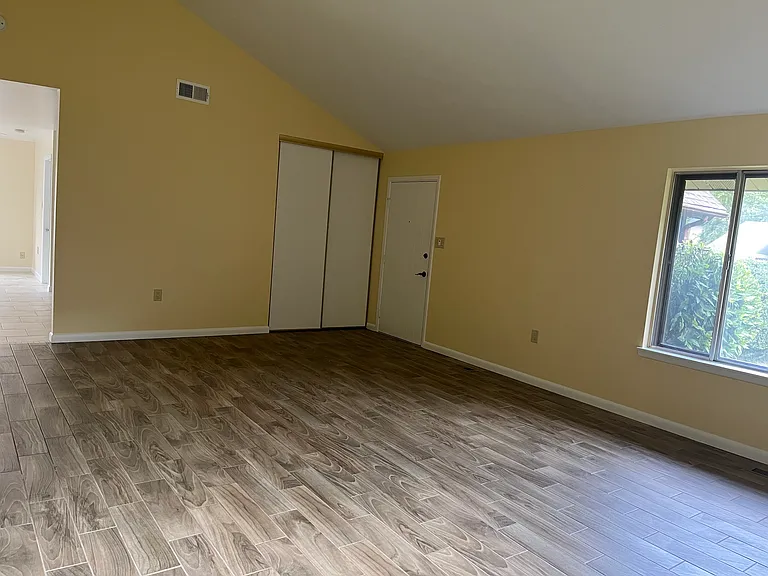 7606 Chancellor Way — Photo 23