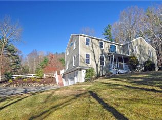 33 Doyle Rd, Collinsville, CT 06019