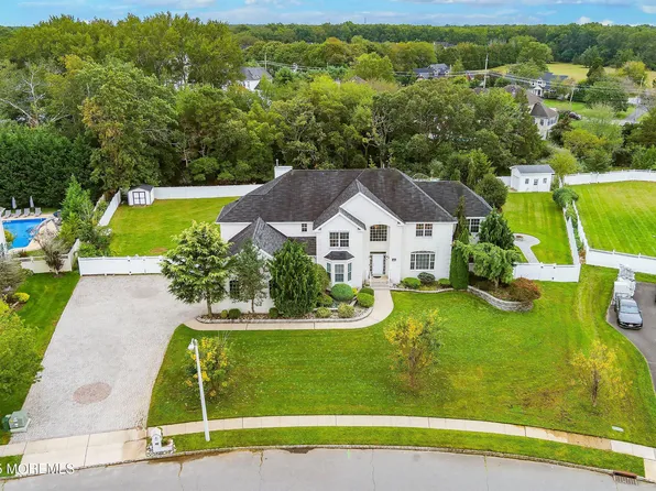 1894 Charlton Circle, Toms River, NJ 08755