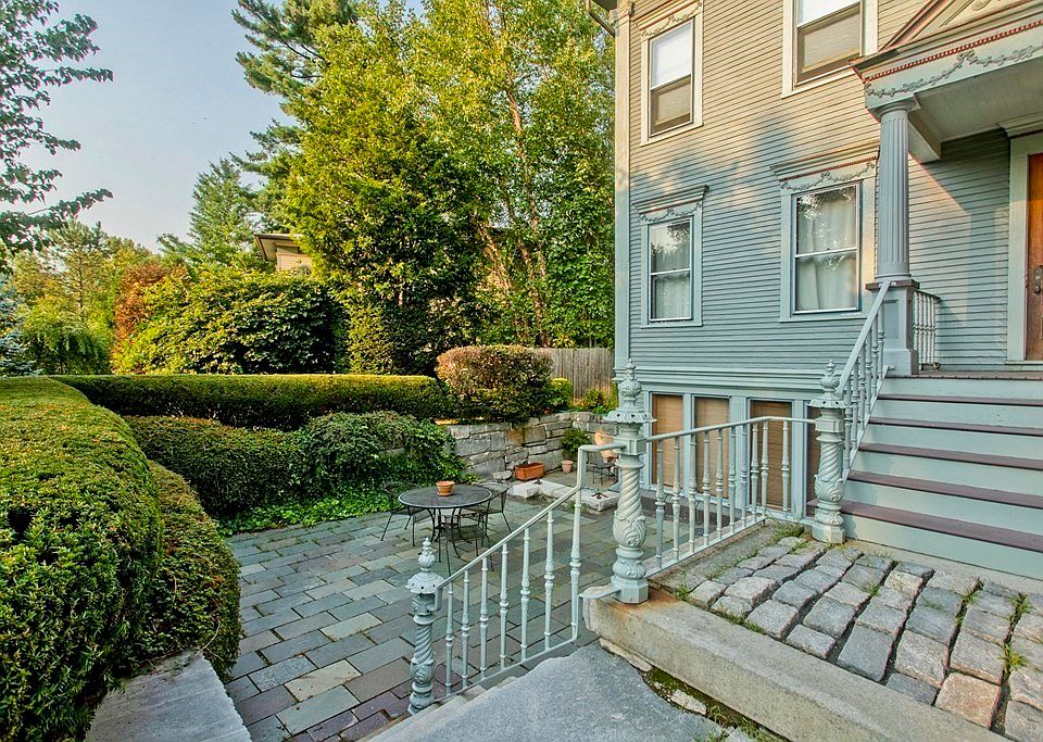 2 Pomeroy Ter APT 1, Northampton, MA 01060 Zillow