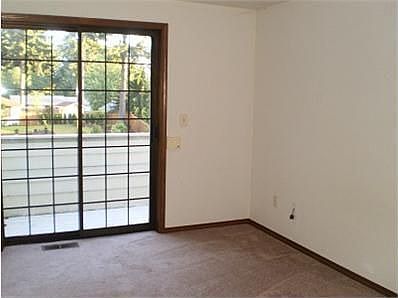 4th image of 3136 Bucknell Ct SE