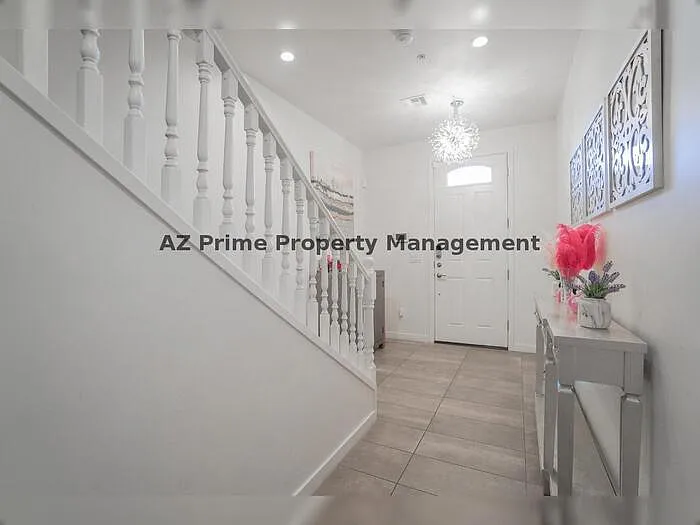 4438 N 27th St #4 — Photo 6