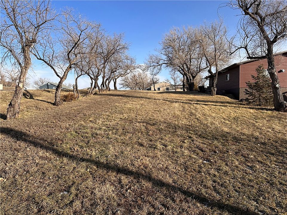 1st image of S 4th St W