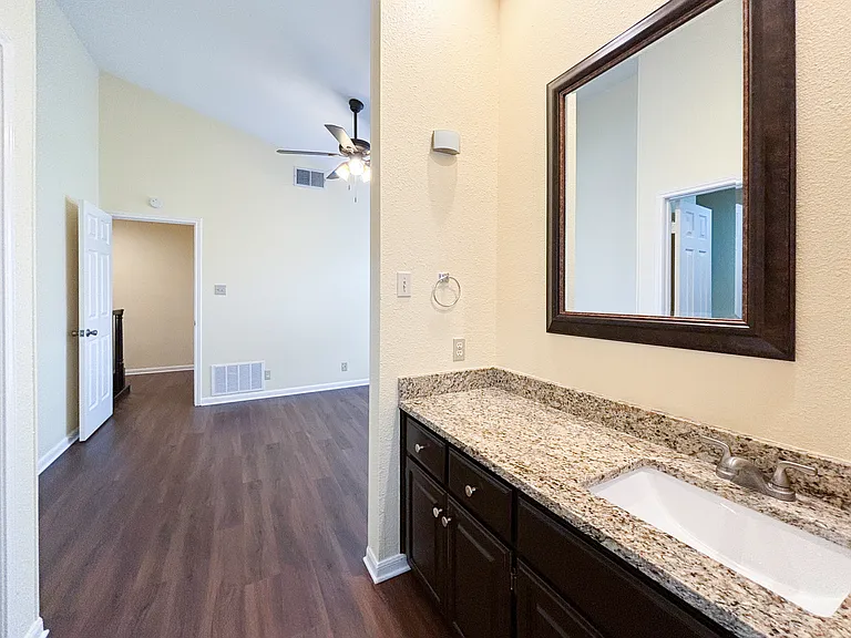 9 Chapel Hill Cir — Photo 34