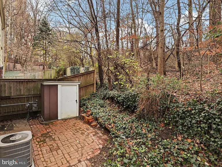 5883 Blaine Dr — Photo 14