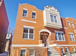 3651 W Cornelia Ave, Chicago, IL 60618