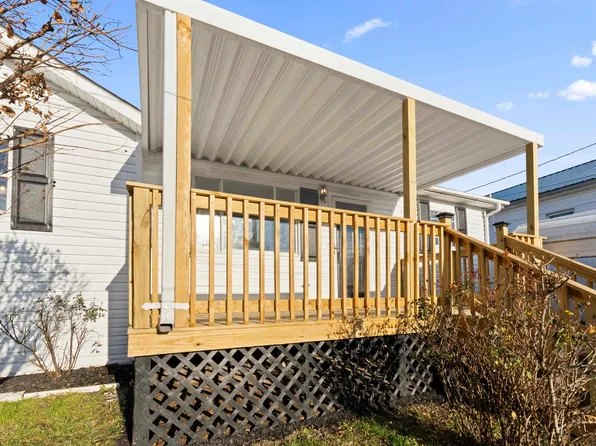 1215 Turner St, Ashland, KY 41101