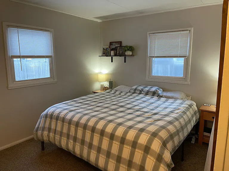 847 Veto St NW — Photo 10