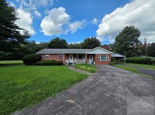 3442 Wolf Creek Rd, Narrows, VA 24124