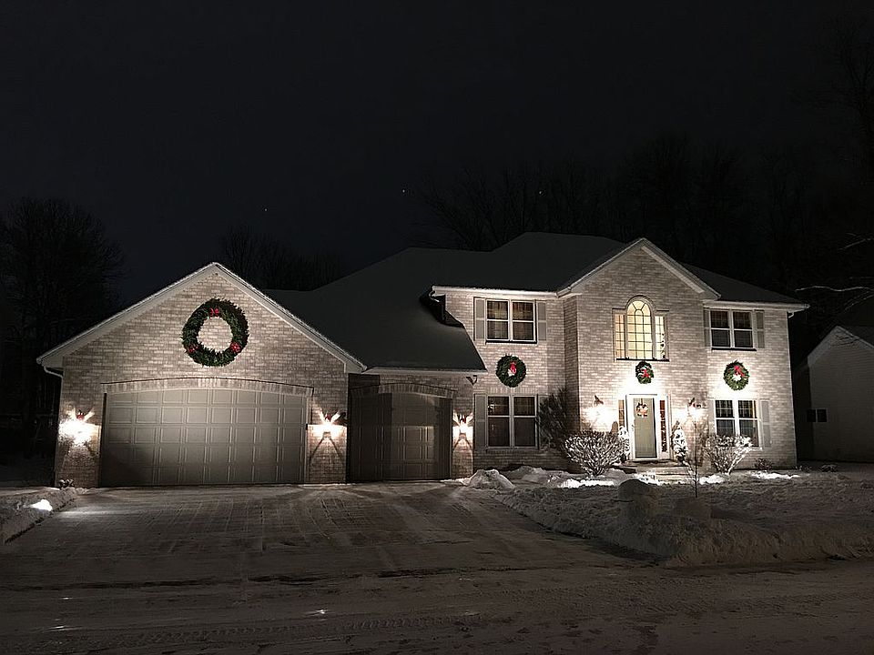 2nd image of 50 Brentwood Ln