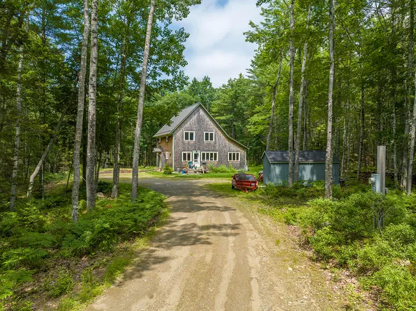 118 N Cobbtown Road, Lincolnville, ME 04849