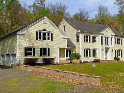 737 S Meriden Rd, Cheshire, CT, 06410