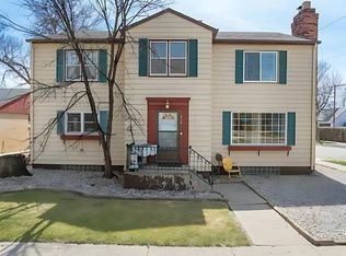 919 W Central Ave, Minot, ND 58701