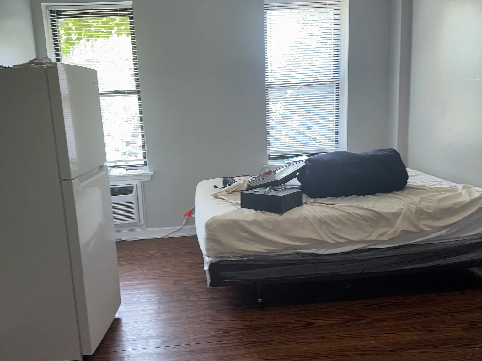 Studio, $1,050 — Photo 4