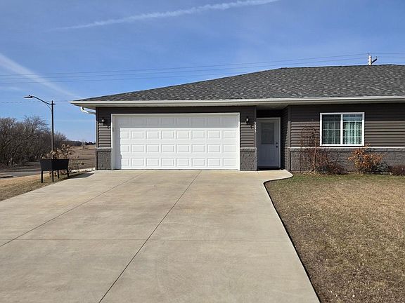 4th image of 1695 Leila Ln