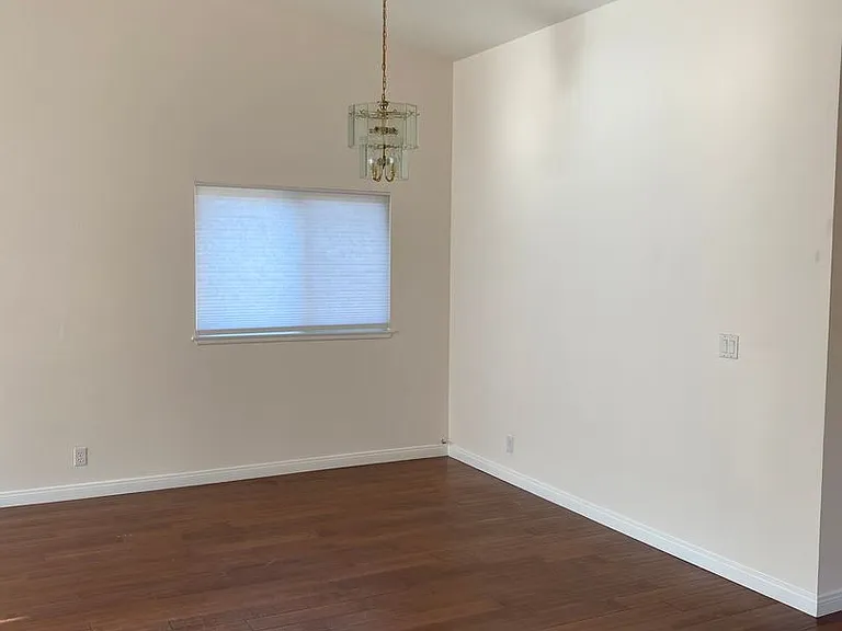 805 Crosby Ave — Photo 5
