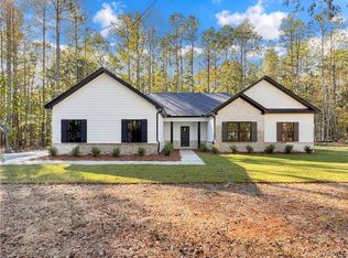 18032 Northview Cir, Northport, AL 35475