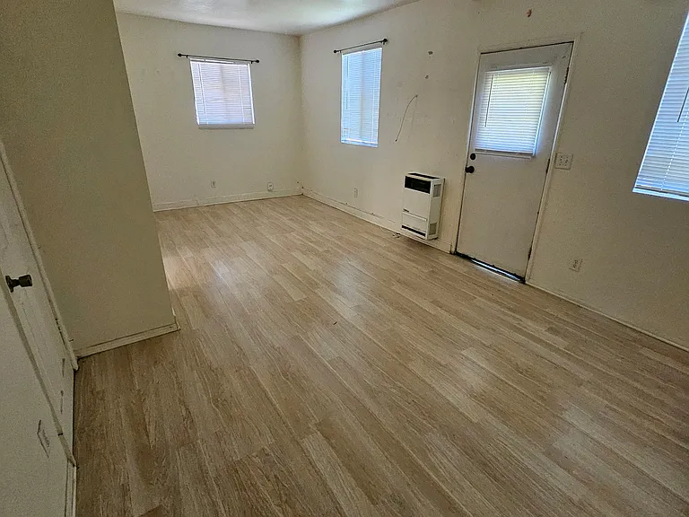 4270 Center Ave #4270 — Photo 4