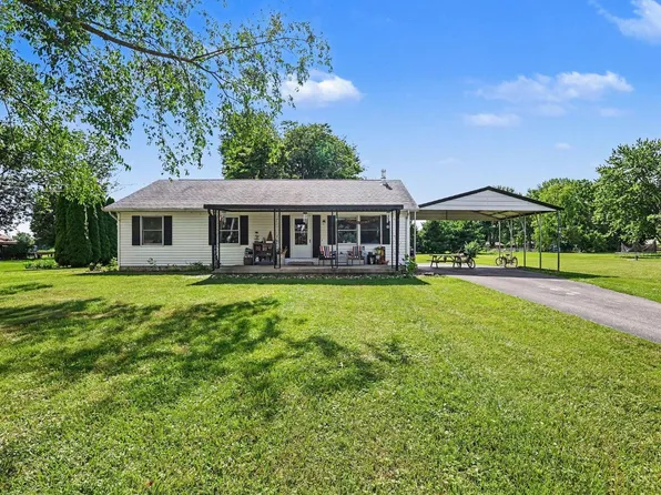141 Munster Dr, Fayetteville, OH 45118