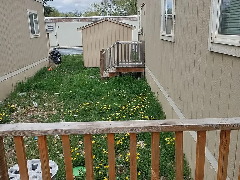 317 E Smith St — Photo 7