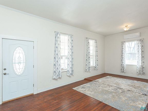5th image of 612 S 4th St