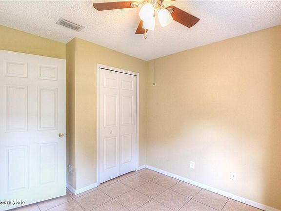 4th image of 510 Wickham Lakes Dr