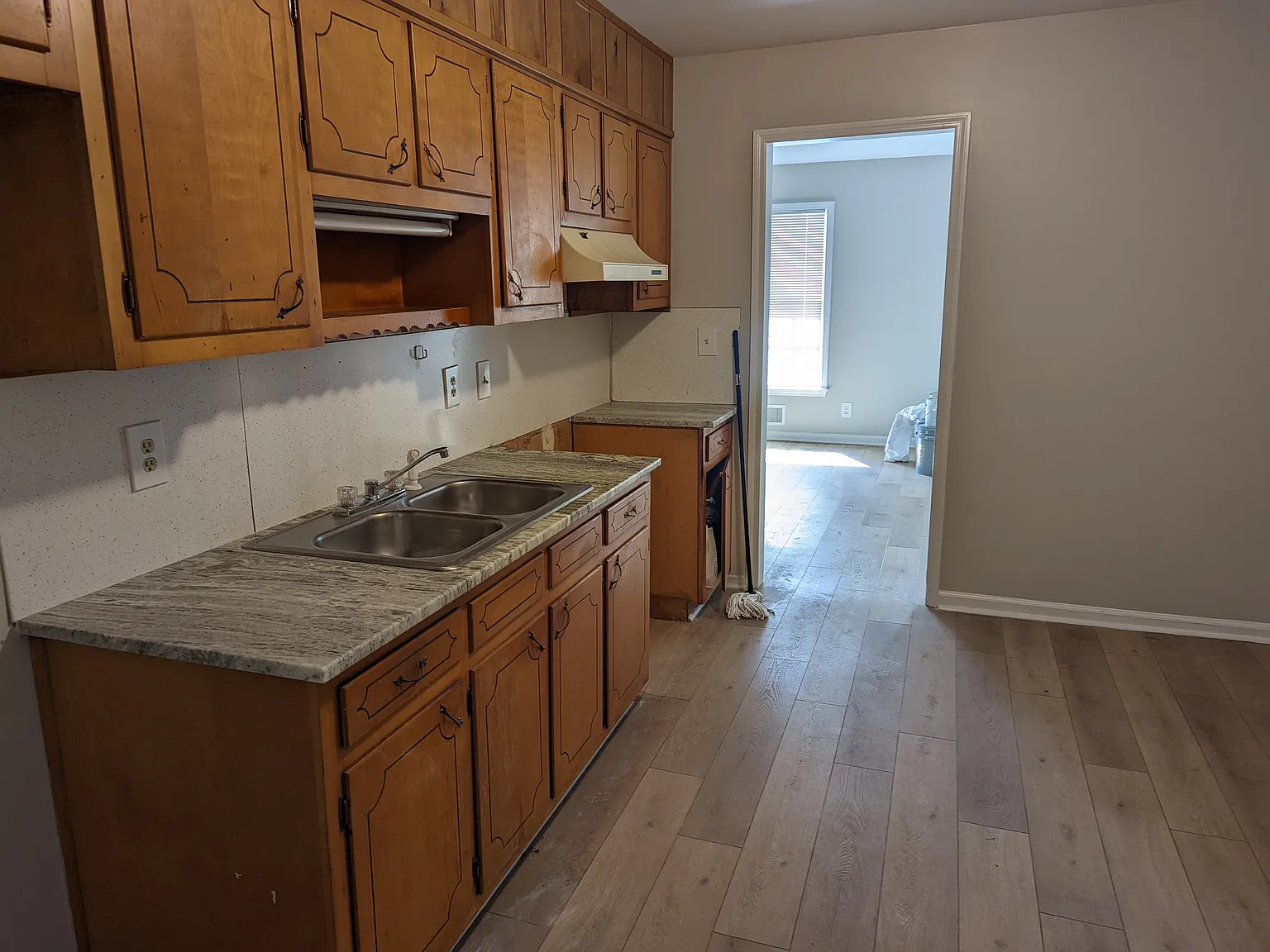 2 bed, $1,350 — Photo 3